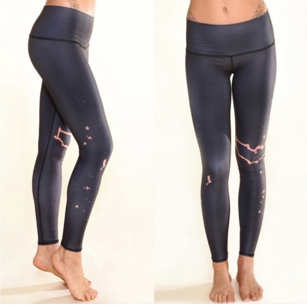 TEEKI Limited Edition Hot Leggings